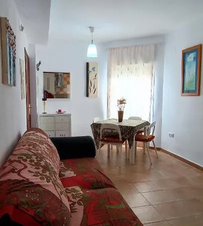 Precioso Apartamento En Muy Centrico 4pax Apartment *